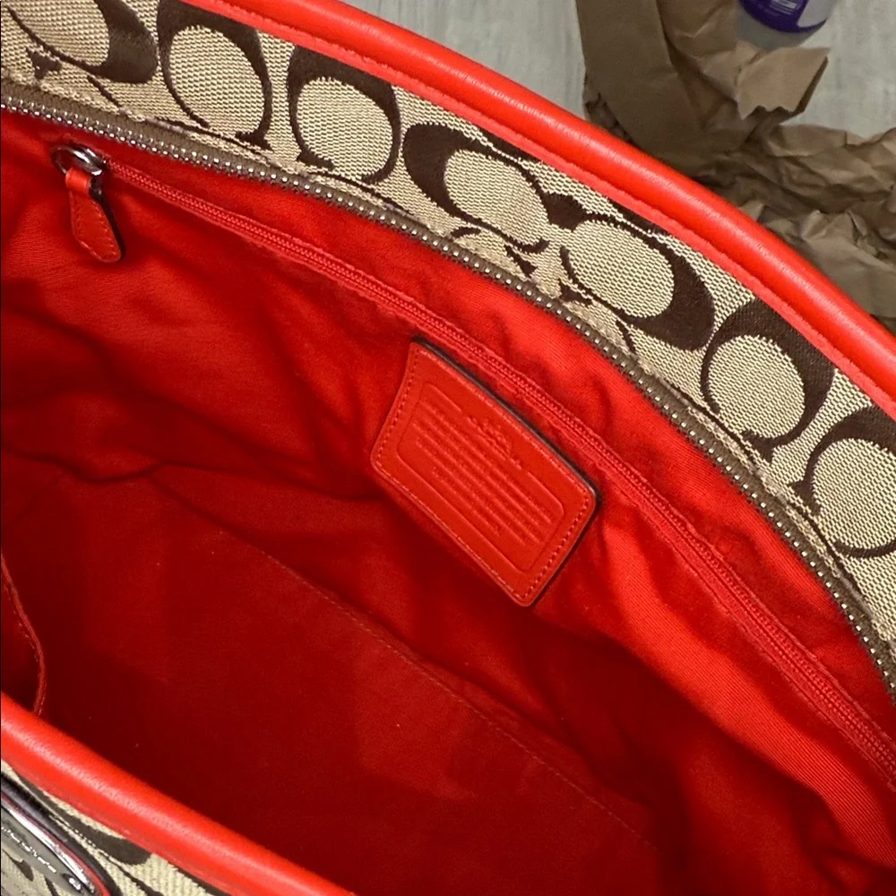 Coach Brown and Red Signature Shoulder Tote Bag-EUC